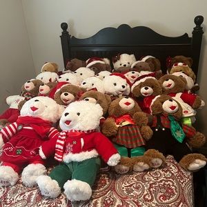 Macys Holiday Bears
